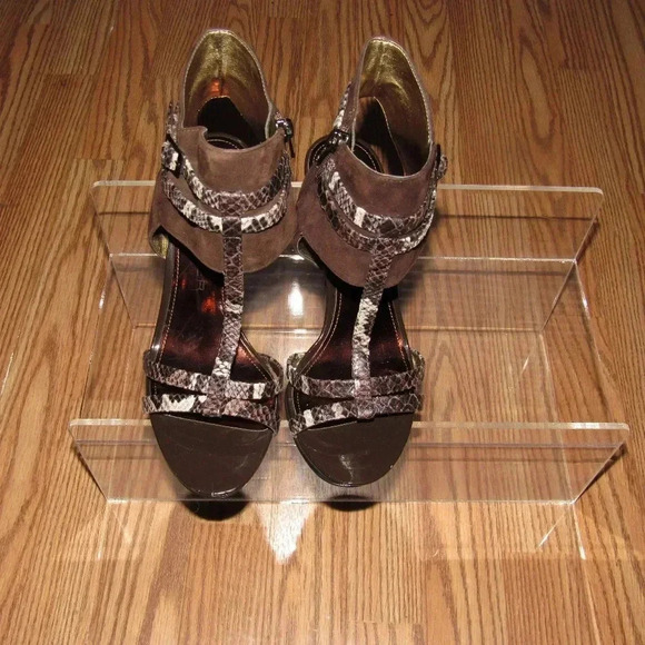 Marc Fisher Sashay Brown T-Strap Heels Shoes 7.5M - Picture 2 of 4